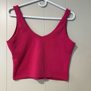 Hollister pink tank top cropped size L cropped top